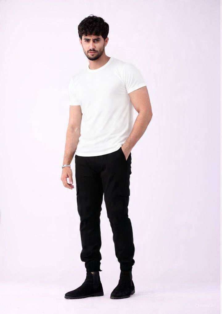 Cargo Trouser in Black Color